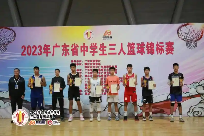 荆州中学篮球队_荆门篮球比赛视频_荆关高中篮球比赛冠军